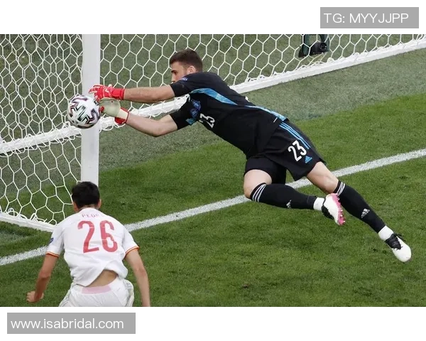 意大利足球界的矮个子传奇如何在绿茵场上书写辉煌人生